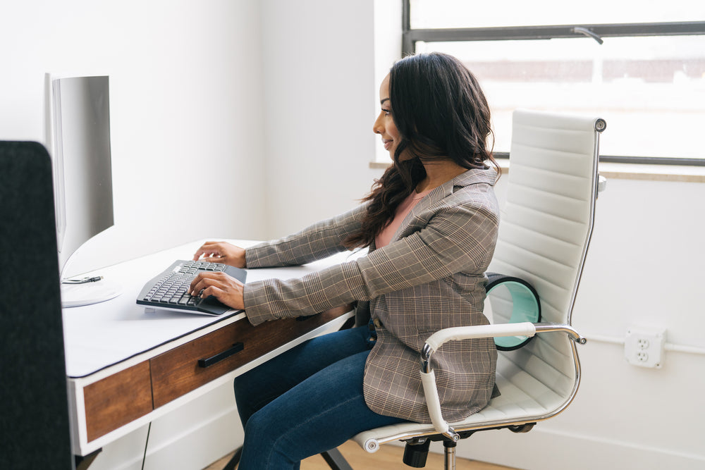 How to Keep Back Pain Away While Working from Home: Good Posture Basics